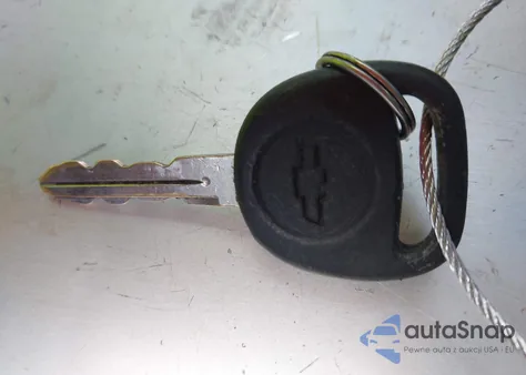 2002 Chevrolet Tahoe Lt z USA, uszkodzony, nr VIN 1GNEC13Z02R216269